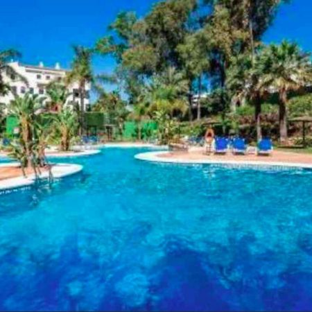 Apartamento Puerto Banus With Private Garden Marbella Exterior foto